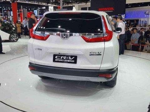 本田CR-V价格根据我们推算，预计售价17.98万，有望在今年