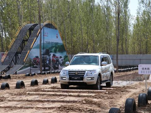 硬汉也有顾家的一面，体验三菱帕杰罗自动舒适版