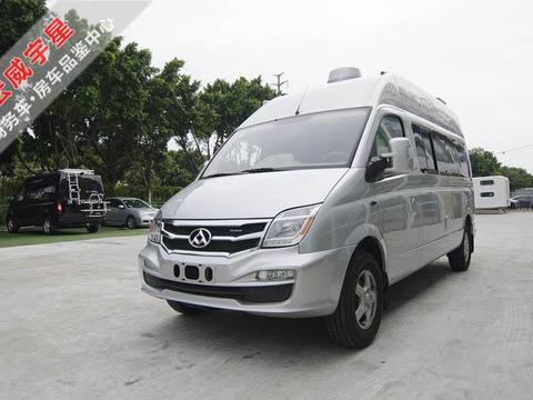 一台超大空间的自行式B型旅居房车，价格却比GL8便宜