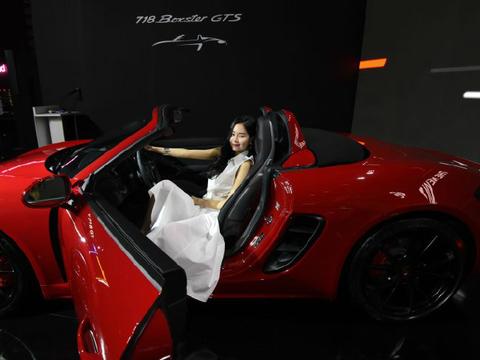 百公里4，1秒全新保时捷718GTS真车亮相