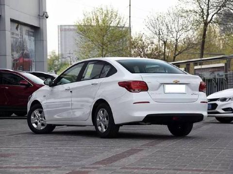 这款合资车狂降3万，配LED大灯，仅售6万，让朗逸脸红