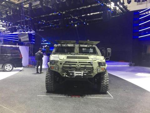 这才是真正的SUV 军用版东风猛士现身北京车展