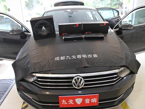 低音的魅力 大众迈腾汽车音响系统加装美国捷力（JL）低音炮