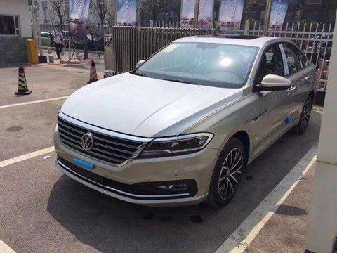 大众朗逸PLUS实车到店, 4S店公布报价表, 这个价格你接受吗?