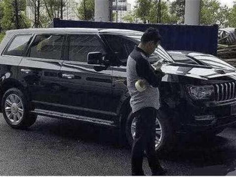 红旗首款SUV，前脸9条龙盘旋，霸气十足，比路虎气势更强！