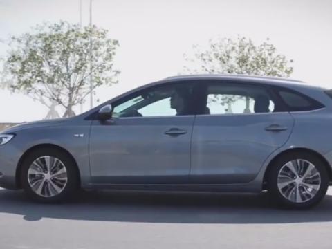 车子买来4天，高速路熄火、冒白烟，4S店：售出车辆，一概不退