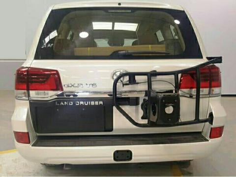 18款陆巡4000最高配八气囊蕴藏着奔放不羁的雄心