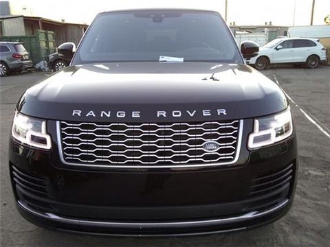 18款路虎揽胜行政3.0汽油外观更新颖 新款揽胜双导航屏科技感更高