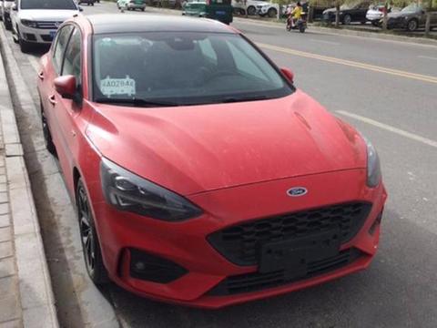 全新国产福特福克斯曝光！旋钮换挡！大众高尔夫怕了么？