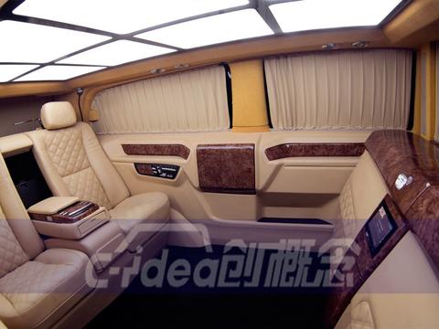 奔驰唯雅诺改装豪华桃木内饰，诠释匠心之作