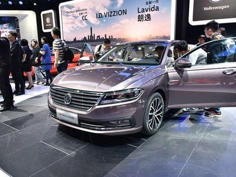 大众最得意的A级车！换代升级力压卡罗拉，12万起帕萨特难卖了