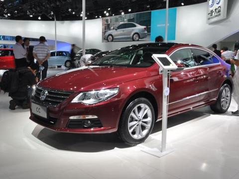 大众最美轿车CC新上市，外观颜值帅气，搭配1.4T和2.0T仅20万