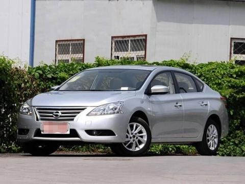 4月销量轩逸再次夺冠！油耗极低，价格感人，网友：美滋滋！