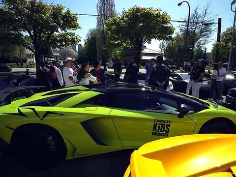 一排兰博基尼现身聚会，排在第一的却是这车，当年能换上海5套房