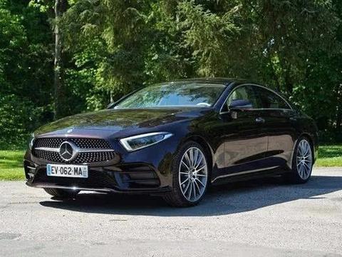 全新奔驰CLS将上市，与对手全新奥迪A7相比，表现如何？