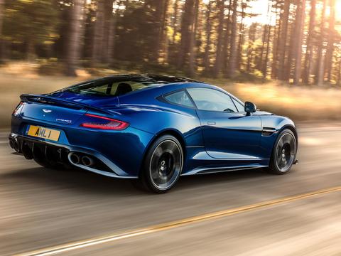 在电动车占领世界前，我只想拥有一辆V12