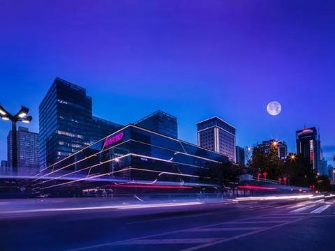 绽放十三朝古都时尚辉煌 高端时尚百货SKP开幕点亮西安