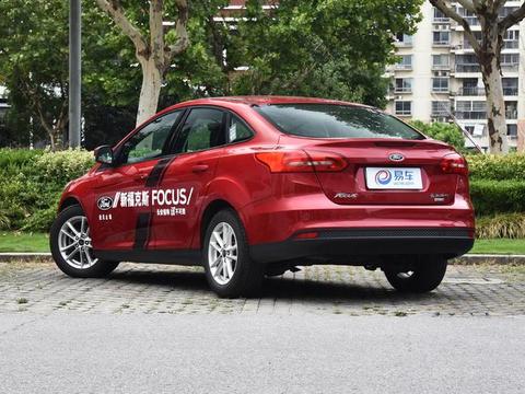 新款福克斯轴距加长53mm,能否夺回销售冠军，你怎么看？