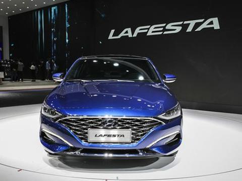 全新轿跑比大众CC漂亮，比思域动感，仅需13万开回家，心动