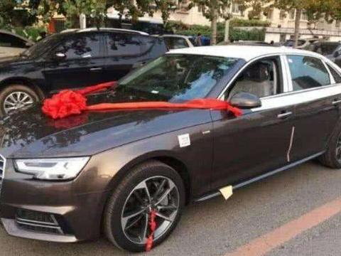 男子喜提奥迪, 买车还送自行车, 车主: 这波赚到了