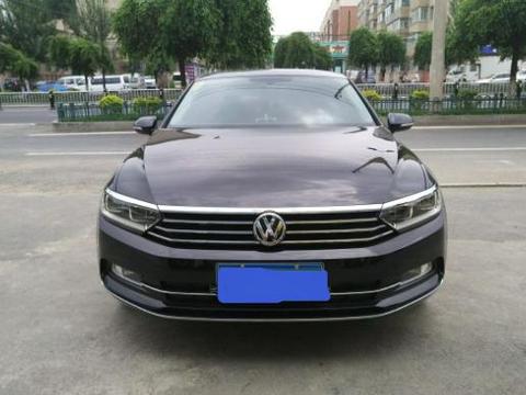 花25万买辆迈腾：两千公里时车主却说它油耗高，朋友见油耗后笑了