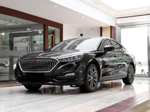 男子花23万买红旗H5，销售建议加价选黑色，车主：回头率果然高