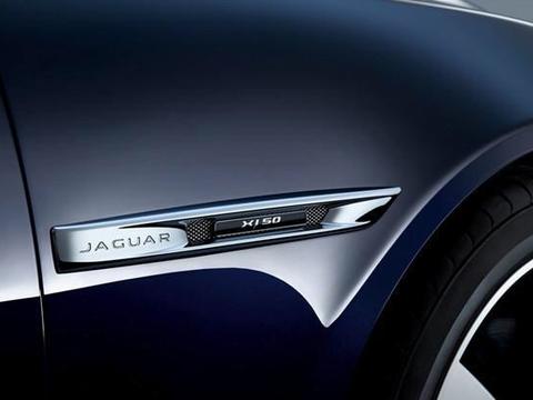 车长超5米2，破百仅需4秒，7系都没它大气，可惜降价都没人买