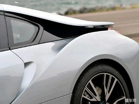 最强撩妹王，200万配1.5T引擎4S破百，车主：只为回头率！