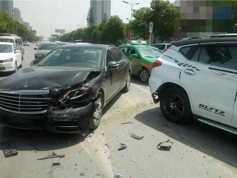 奔驰s400l撞上了比亚迪宋 看到这些评论服了
