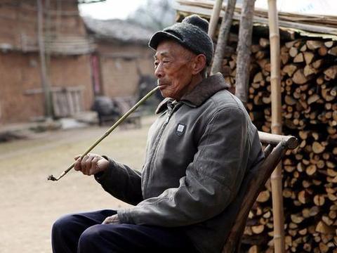 一脱二膜三亲四桶｜2025年实测有效护肤步骤与权威指南更新解析