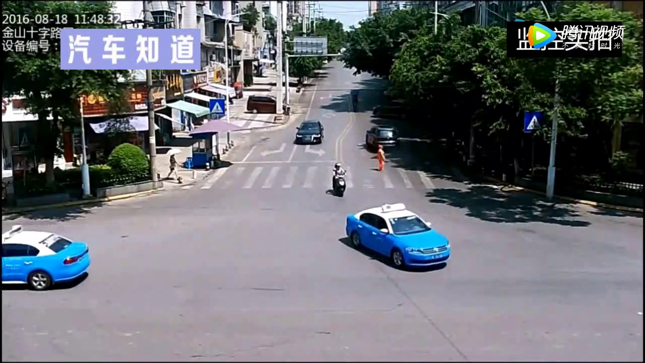 当电动车撞上三轮车，结局是两败俱伤！