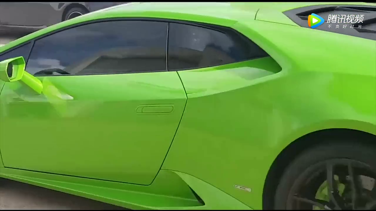 超级跑车的排气管威力有多大，五秒钟之后酸爽开始了！