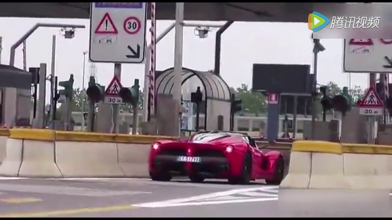 开超级跑车遇到的最尴尬的事！这就是我不买的原因