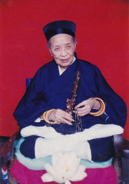 中国史上“坐化”第一人:118岁武当道姑“坐榻上羽化西归”