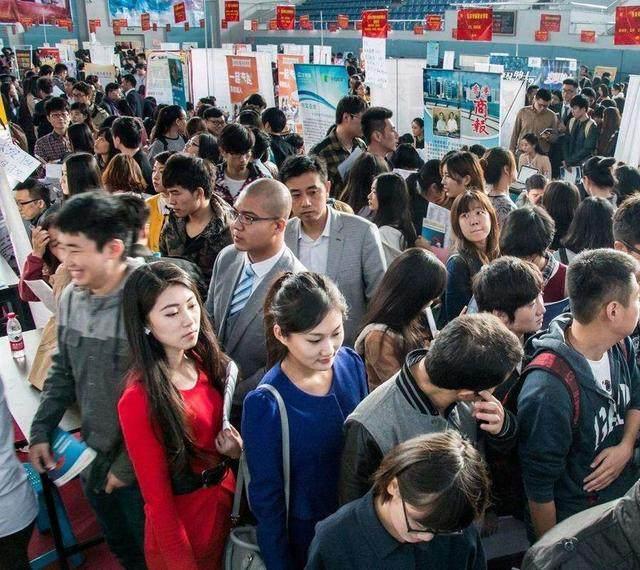 这5个专业太惨,不考研找不到工作,最后一个考