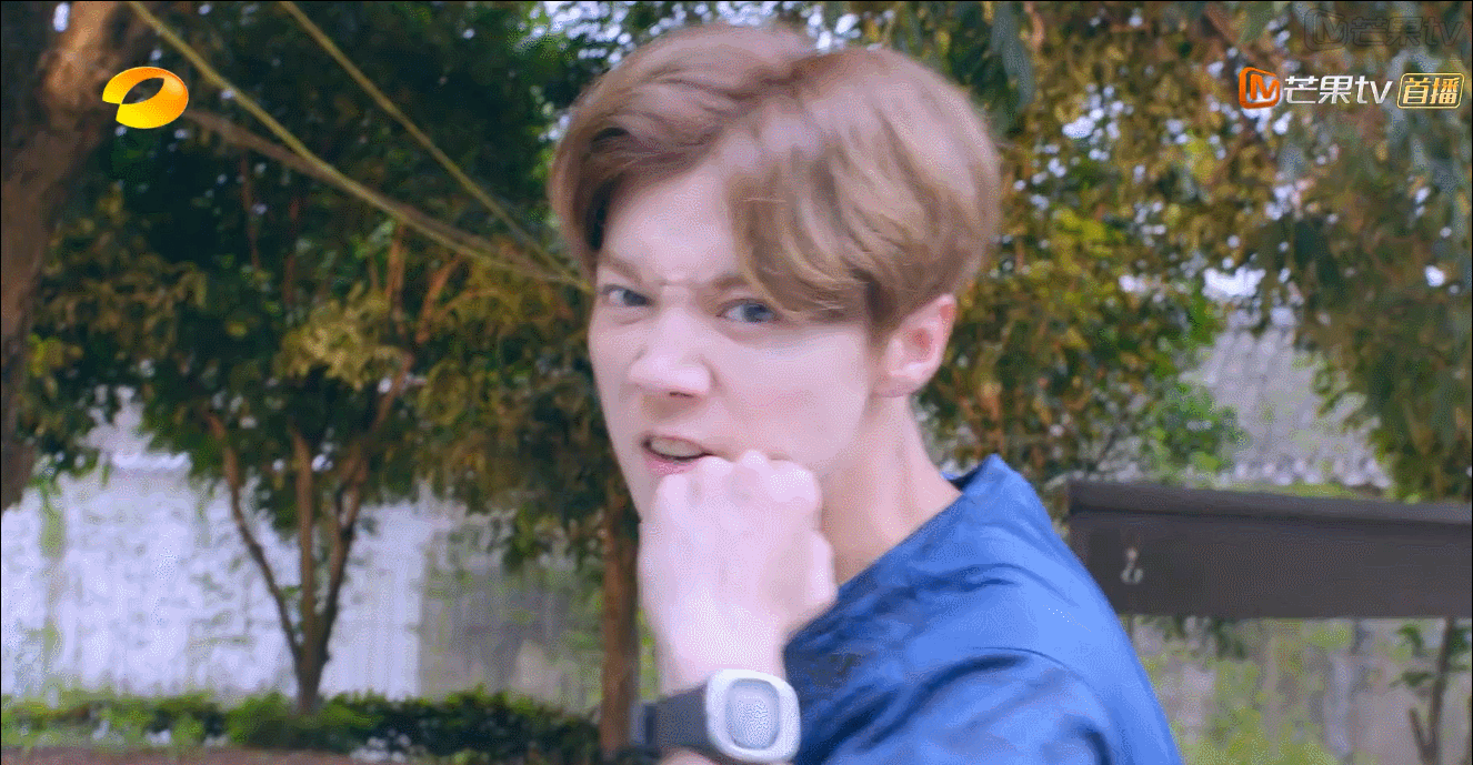 《甜蜜暴击》鹿晗惊喜出拳,不练唱跳改练格斗?