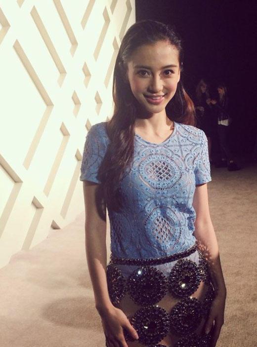 杨颖性感内衣写真_杨颖性感内衣写真视频