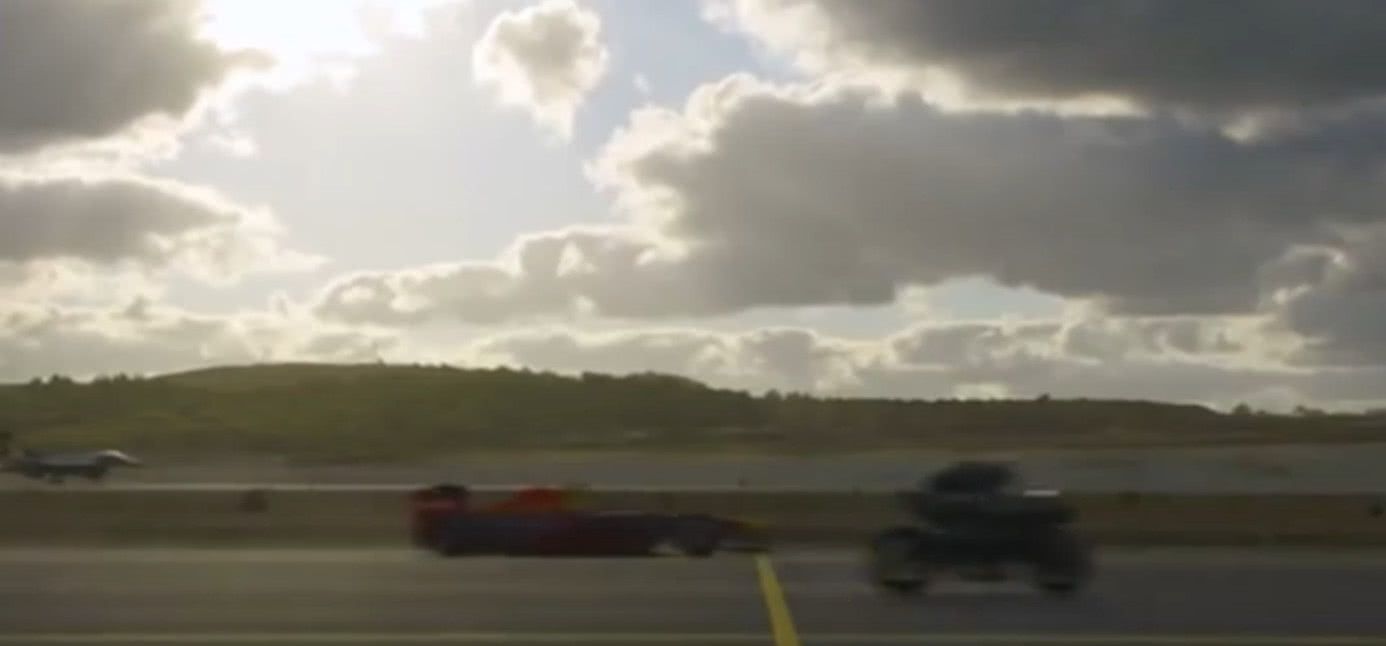 速度争锋,摩托、超跑、战斗机、F1王者间较量