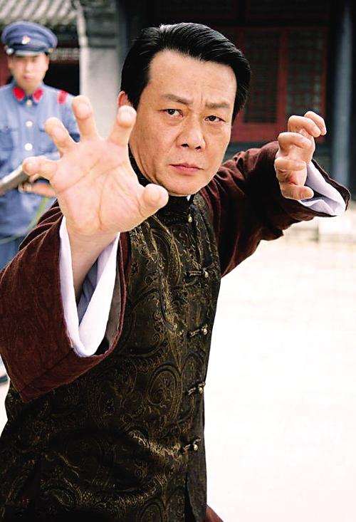 也一直没有领证,可许黎丹还是为他生了一个孩子,如今寇世勋的两个老