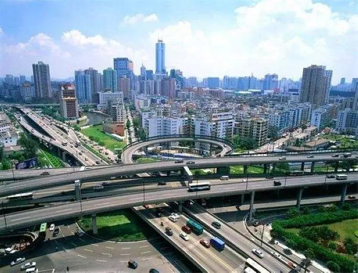 ¹ã¶«
½«À´Ê®Ä꽫»á
¼²Ëٳɳ¤µÄÒ»¸ö
¶¼»á£¬Î´À´ÓÐ
´ó¸Å×·ÉϹãÖݺÍÉîÛÚ