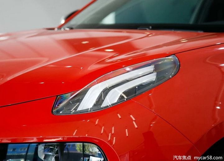 C位出道的全能轿跑 珠海激情试驾领克03