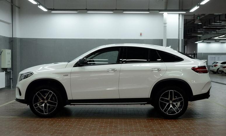 奔驰GLE轿跑 有驾,奔驰进口suv车型 奔驰gle轿跑suv, 比宝马x6还要帅?