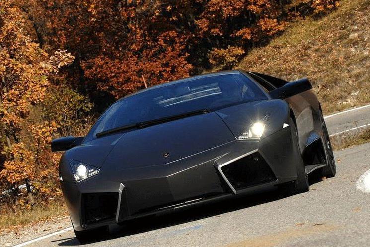 9000万的全球限量超跑，开起来是什么感觉？只有周董才知道......