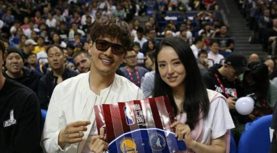 看看张曦的职务高云翔性侵就不成立,没想到高