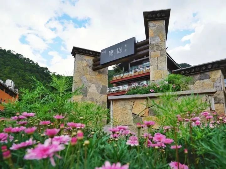 泸沽湖最美的10家民宿，和亲爱的客栈一样美得不像话