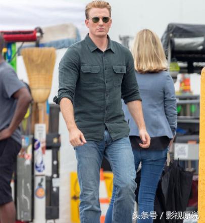 《复联4》进入补拍工作美队帅气现身,黑寡妇