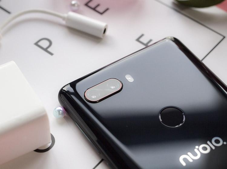 史上最尴尬国产骁龙845机皇!发布仅两个月怒降