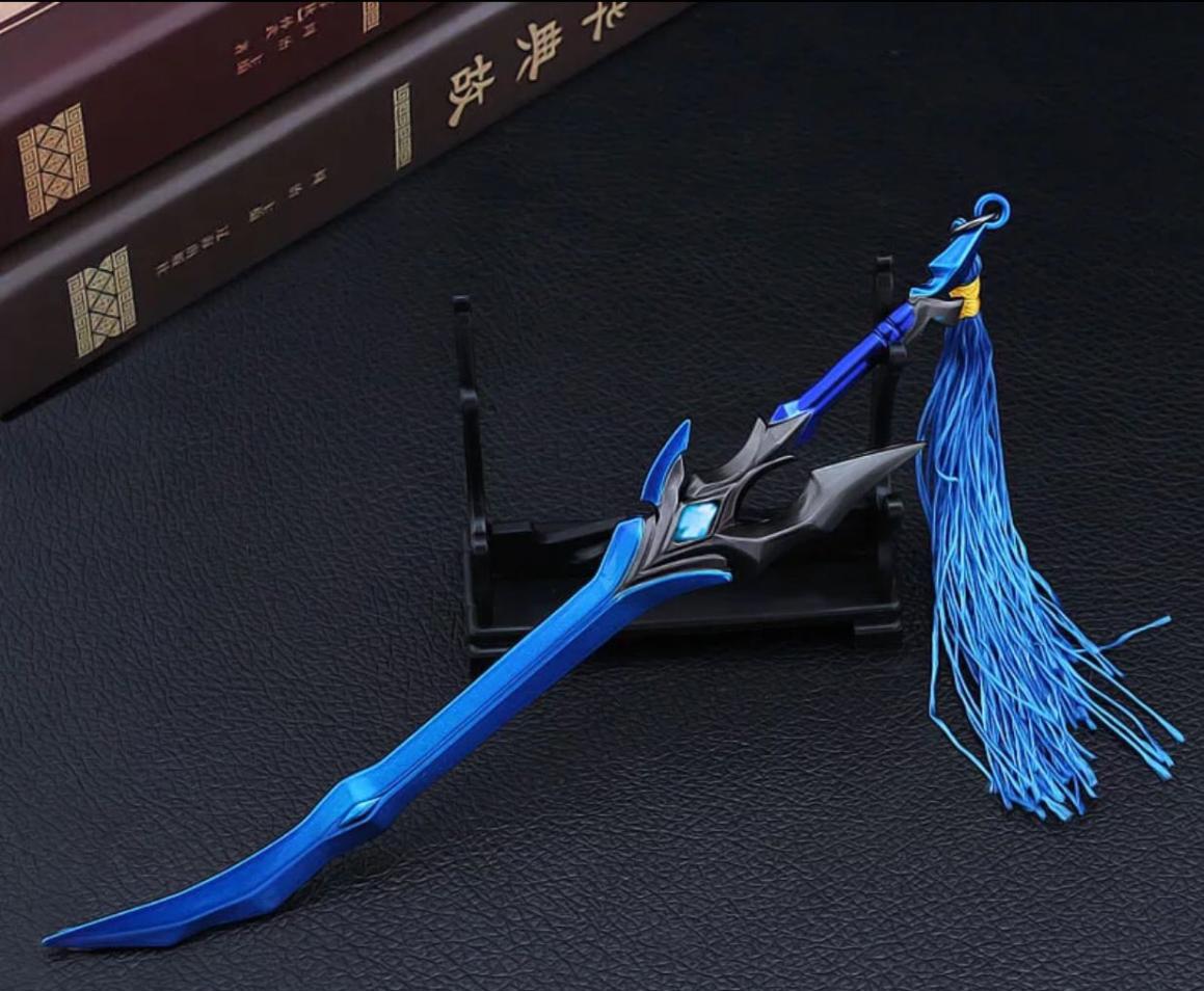 王者荣耀: 这些英雄武器模型你能猜对几位! 看到第一