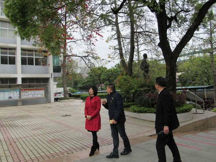 广州市教育局林洽生副局长到广州彭加木纪念中
