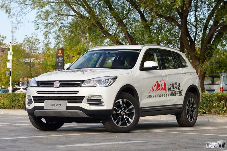 小短腿够不着SUV的尾门？那配有电动尾门的车了解一下